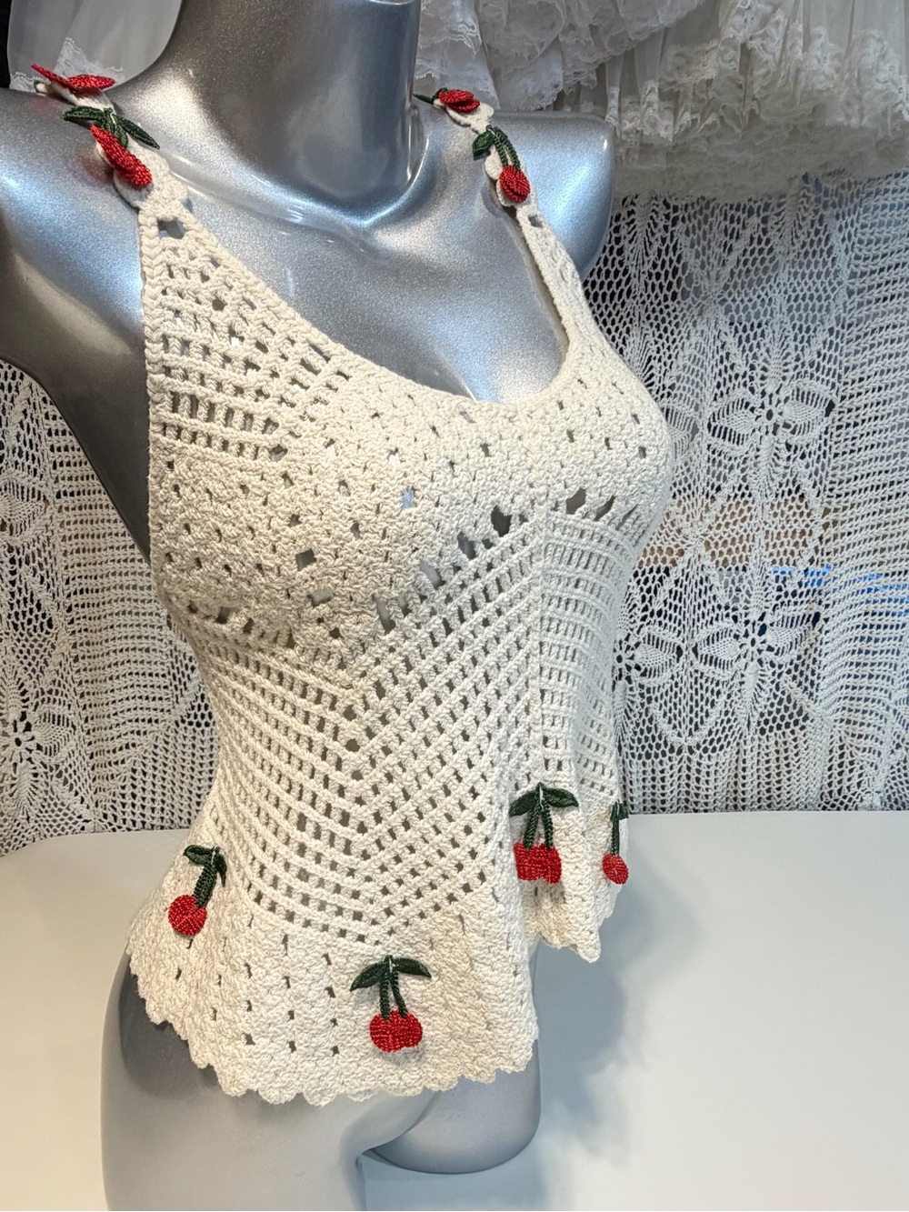 Crochet cherry tank top 100% cotton open weave sweater ruffle babydoll fruit red - Picture 2 of 12